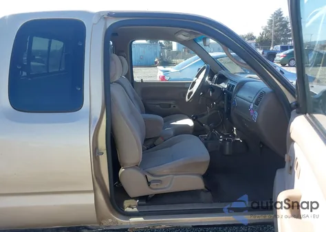 2001 Toyota Tacoma Base V6 from USA, damaged, VIN 5TEWN72N81Z879407